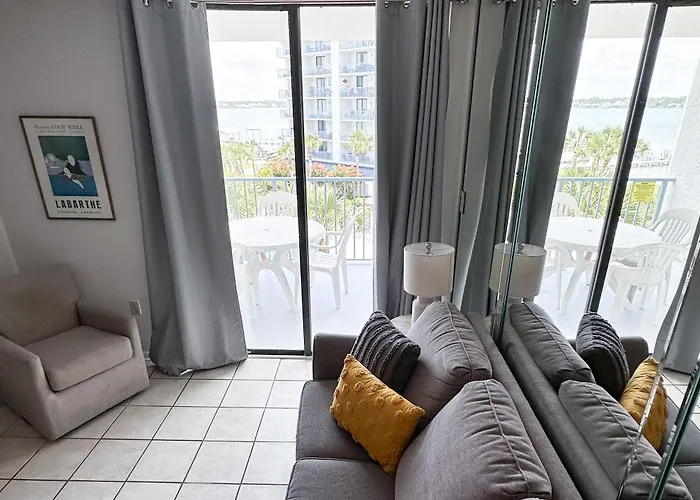 Surf & Racquet Club Ii Apartment *