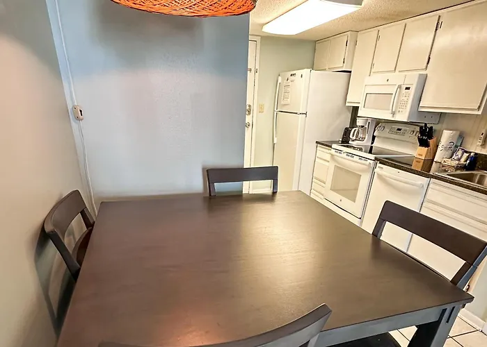Surf & Racquet Club Ii Apartment *