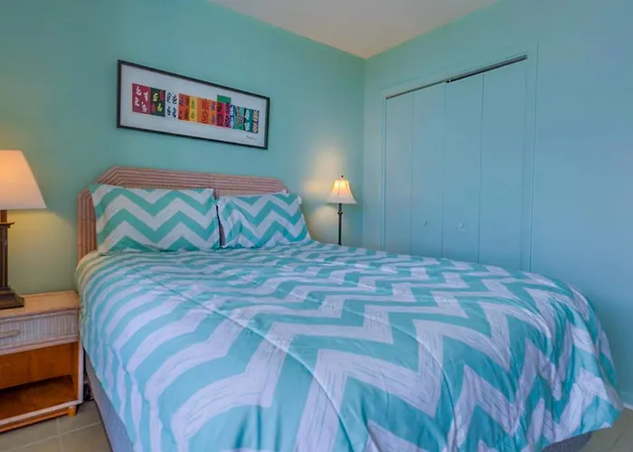 Surf & Racquet Club Ii Apartment *