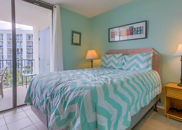 Surf & Racquet Club Ii Apartment *